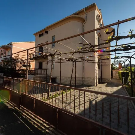 Three Bedroom In Biograd Guest house Biograd Na Moru