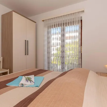 Three Bedroom In Biograd *