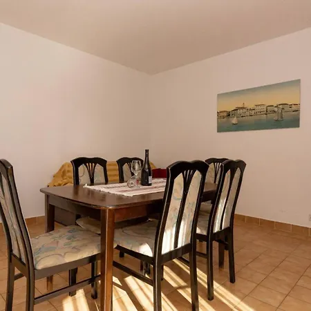 Guest house Three Bedroom In Biograd Biograd Na Moru