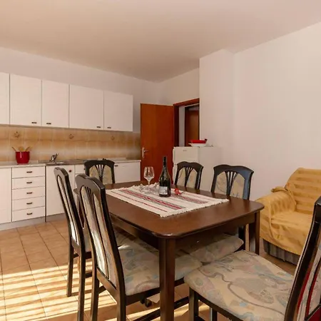 Three Bedroom In Biograd