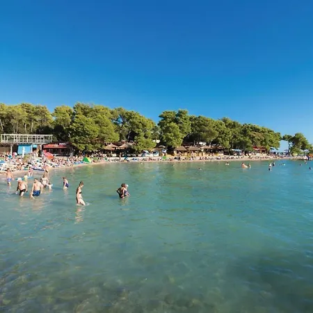 Three Bedroom In Biograd Guest house *