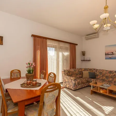 Three Bedroom In Biograd Biograd Na Moru