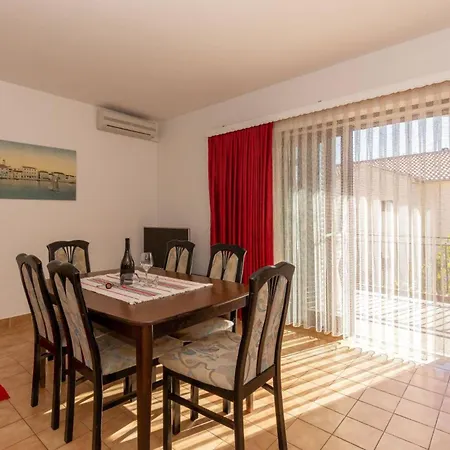 Three Bedroom In Biograd Biograd Na Moru