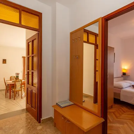 Vendégház Three Bedroom In Biograd *